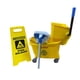 thumbnail image 2 of Pack Carro Aseo Estrujador 32L + Aviso Piso Mojado + trapeador, 2 of 2