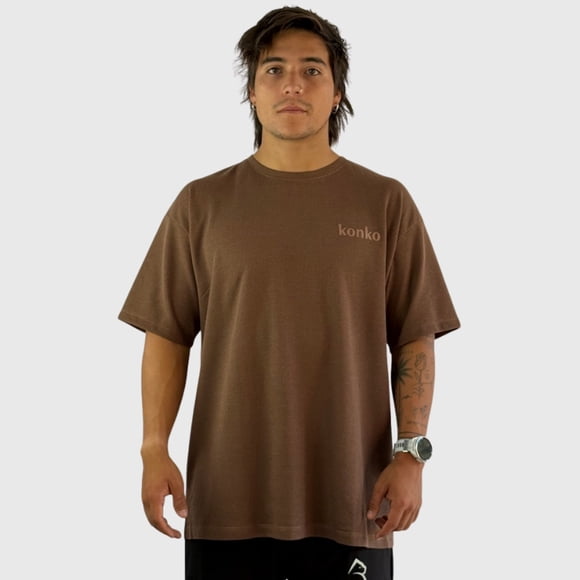 Polera Waffer OverSize Cafe Hombre Konko