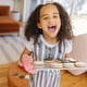 thumbnail image 2 of MELISSA & DOUG SET PARA HORNEAR GALLETAS, 2 of 8