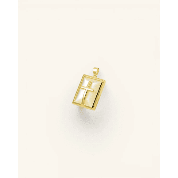 Dije de Cruz Cristo Bañado en Oro