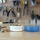 thumbnail image 2 of Contenedor humangear GoTubb duro, fácil de abrir, apto para alimentos, pequeño, 2 of 3