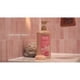 thumbnail image 2 of Gel de Ducha Caress Daily Silk 887ml Durazno Naranja Sin Parabenos, 2 of 3