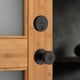 thumbnail image 2 of Cerradura de puerta Kwikset 991 Pismo con llave y cerrojo, 2 of 8