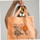 thumbnail image 2 of 12 llaveros de abeja para regalar a niñas, con temática del Día de la Abeja, llaveros estéticos, mochilas y bolsas para bebés., 2 of 7