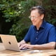 thumbnail image 5 of Gafas de lectura plegables minrims con funda MagSafe 1.5x, 5 of 7