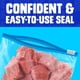 thumbnail image 3 of Ziploc Quart Freezer Slider Bags, 136 bolsas en total, paquete de 34 unidades, 3 of 3