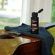 thumbnail image 4 of Kit de cuidado para guitarra: cuidado con el abrillantador, aceite y limpiador, 4 of 6