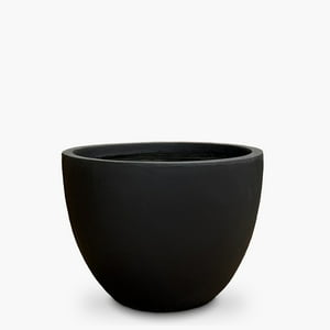Form Design - Macetero Lauca 33 Negro