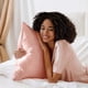 thumbnail image 1 of Funda Almohada Satinada BEDELITE 20x26 Coral Cabello Piel, 1 of 3