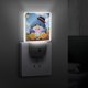 thumbnail image 4 of Luz Nocturna LED Tuxedo Sam con Sensor de Luz, 4 of 6