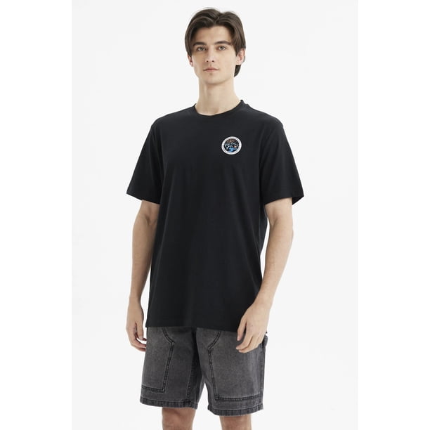 Polera Hombre Regular Print Frontal Negro