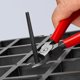 thumbnail image 3 of Alicates diagonales KNIPEX para plásticos cortados al ras en rojo, 3 of 6