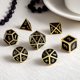 thumbnail image 3 of Set Dados Metalicos DNDND 7 Unidades Negro Dorado RPG, 3 of 3