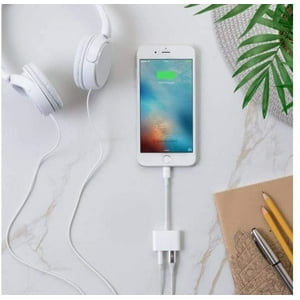 Adaptador Auxiliar Belkin F8J212Btwht 3.5Mm Audio + Charge Rockstar