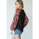 thumbnail image 3 of Top con Escote Redondo y Estampado Animal en Color Block, 3 of 4