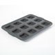 thumbnail image 1 of Calphalon Omni Bandeja para Brownies de 12 Tazas con Tecnología GlassFlex, Silicona Flexible y Núcleo de Vidrio Microtejido para Flujo de Aire Óptimo y Dorado Uniforme, Gris, 1 of 9