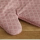 thumbnail image 3 of Juego de guantes de cocina KitchenAid de algodón rosa secado con asteroides, 3 of 3