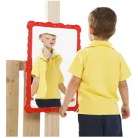 Patio Parque Spa - Espejo Juego Imaginación Jaja Deforma Silueta Rojo