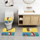 thumbnail image 2 of Juego de Alfombras de Baño Desmarcar Brown y Amigos Terciopelo Coral 3 Piezas, 2 of 6
