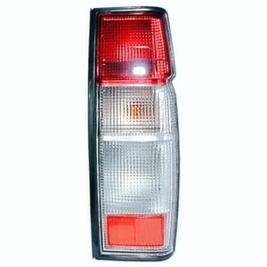 Repuestos Del Sol - Farol Trasero Derecho Nissan Terrano D22 2.7 Td27 Sohc 8 Valv 2Wd Diesel 2002 2007