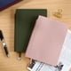 thumbnail image 5 of Cuaderno Wisefine A5 160 págs Tapa blanda Rosa de cuero PU, 5 of 8