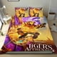 thumbnail image 1 of El Aprendiz del Tigre Conjunto de sábanas temático, trío de piezas, cómodo y amigable con la piel, diseño único, regalo de decoración para el hogar para familiares, amigos y fans,140cm *210cm, 1 of 6