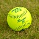 thumbnail image 2 of Softball DUDLEY 30 cm Pack de 12 USSSA Thunder SY M, 2 of 3
