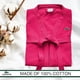 thumbnail image 5 of Bata de baño Lacoste Classic Pique de algodón terry 100% suave, 5 of 7