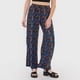 thumbnail image 2 of Pantalón Mujer Palazzo Elastico Flores Tropical Corona, 2 of 5
