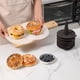 thumbnail image 3 of Molde de donut para hornear,Conjunto de sartenes de donut,6 piezas de moldes de pastelería para sartenes de torta de bagel y donut (6 piezas, café), 3 of 3