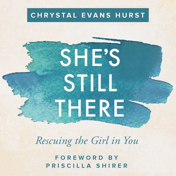 Libro HarperCollins Christian "She's Still There"