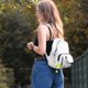 thumbnail image 5 of Funda AirPods 4 GadgetNova con forma de manzana verde, 5 of 6
