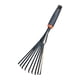 thumbnail image 4 of Rastrillo de mano para jardín, cultivador con mango ergonómico, rastrillo de hojas pequeño, ideal para jardinería, barrido de jardín, patio, macizos d, 4 of 5