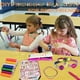 thumbnail image 5 of Kit de fabricación de pulseras de amistad IQkidz con 12 pulseras, 5 of 8