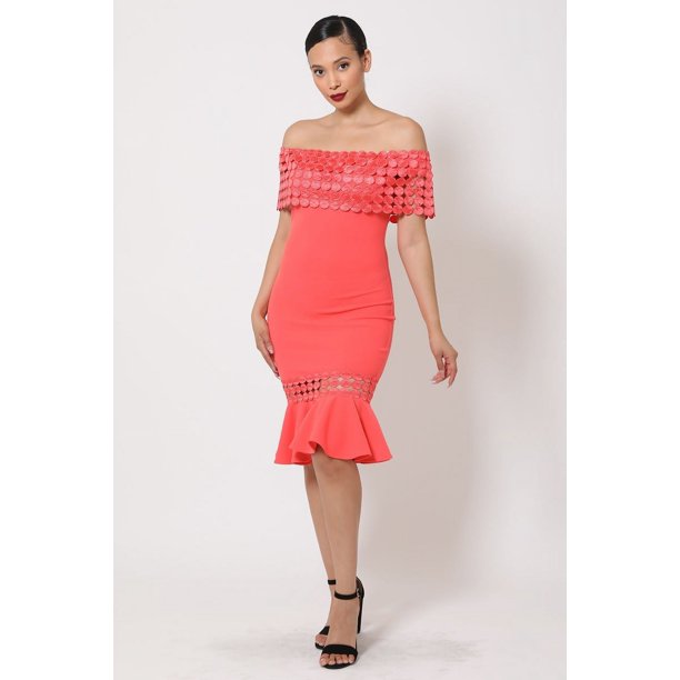 Vestido de Moda con Banda de Crochet y Hombros Descubiertos