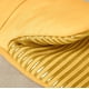 thumbnail image 3 of Juego de guantes de cocina KitchenAid Beacon, bicolor, antideslizantes, 2 piezas, 3 of 7