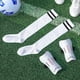 thumbnail image 2 of Espinilleras y calcetines de fútbol para niños pequeños y jóvenes, espinilleras ligeras, equipo protector para niños de 3 a 5, 5 a 10 y 10 a 15 años, adolescentes, niños y niñas., 2 of 5