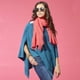 thumbnail image 2 of Bufanda Hadley Wren Classic, suave y ligera, color coral, 2 of 4