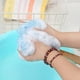 thumbnail image 4 of Esponja de lufa Toem para la espalda en la ducha | Con fibra de carbón de bambú | Esponja de baño |, 4 of 5