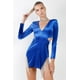 thumbnail image 1 of Minivestido de Terciopelo Azul Real con Aberturas Laterales y Ribete de Diamantes de Imitación, Escote en V y Manga Larga Recortada., 1 of 5