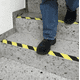thumbnail image 3 of Cinta de seguridad antideslizante para piso escalera amarillo-negro, 3 of 3