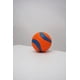 thumbnail image 2 of Pelota Chuckit Ultra Ball de Juguete Grande y Resistente para Perros, 2 of 3