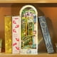 thumbnail image 4 of Kit de Rinconcito de Libro DIY Tonecheer Jardín de Giverny con Luces LED, 4 of 8