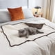 thumbnail image 1 of Manta impermeable para perros y gatos pequeños, 1 of 9