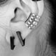 thumbnail image 3 of Aros unisex triangulares de acero negro par, 3 of 6