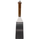 thumbnail image 4 of Kit esencial para plancha Traeger BAC733 con espátulas y botellas, 4 of 6