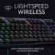 thumbnail image 2 of Teclado Logitech G915 TKL Tenkeyless RGB Clicky inalámbrico, 2 of 9