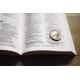 thumbnail image 3 of Biblia HarperCollins Compacta con diseño de camuflaje forestal, 3 of 7