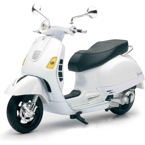 Réplica del modelo fundido a presión de la Vespa GTS 300 Super a escala 1:12