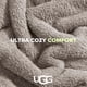 thumbnail image 4 of Manta UGG Whitecap de felpa suave, 127 x 177 cm, color gris claro, 4 of 8